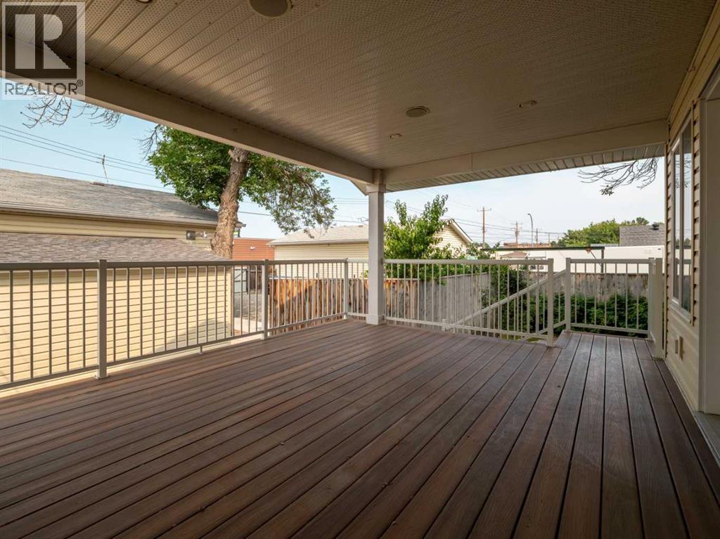 132 14 Street N Property Photo 35