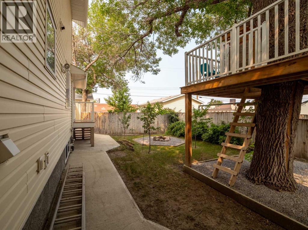 132 14 Street N Property Photo 37