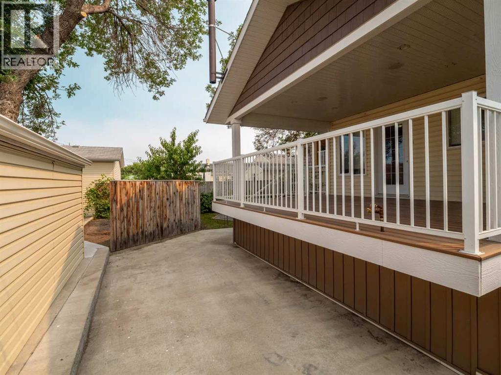 132 14 Street N Property Photo 41