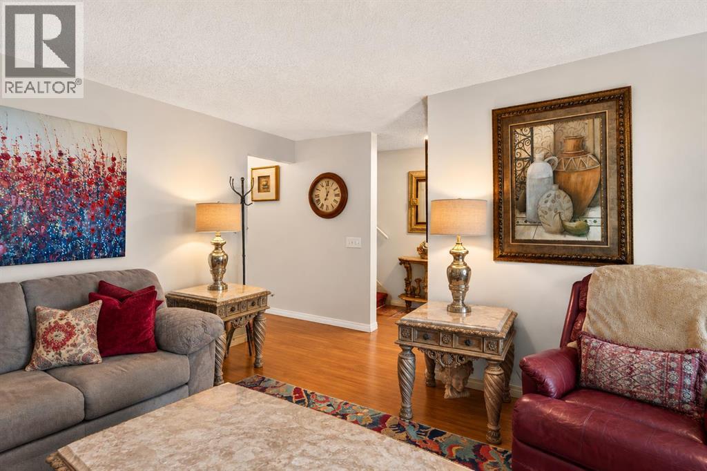 4726 44 Avenue Ne Property Photo 5