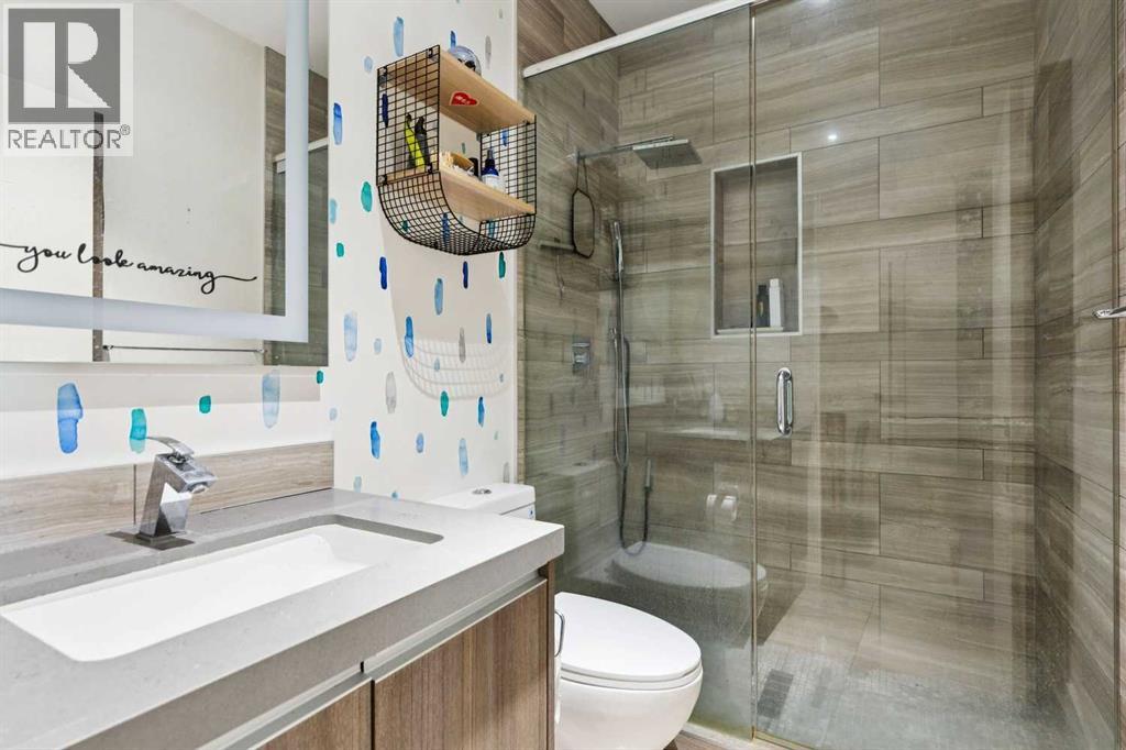 108 13 Avenue Northeast Property Photo 6