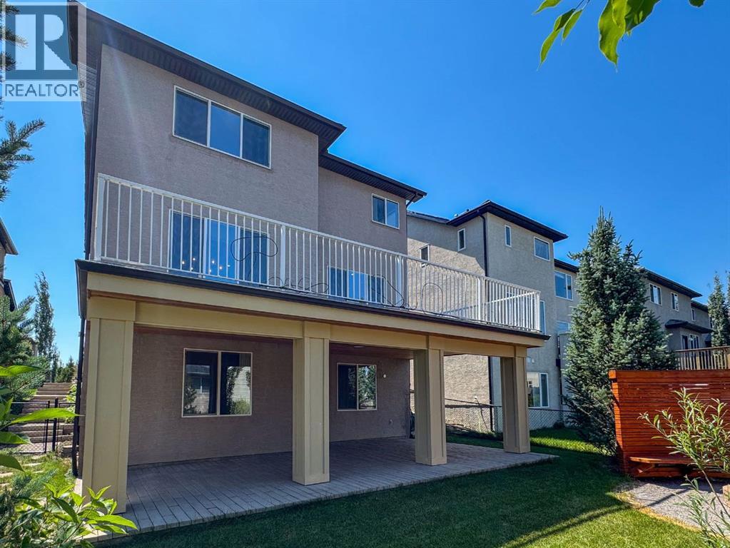 54 Royal Ridge Mount Nw Property Photo 35