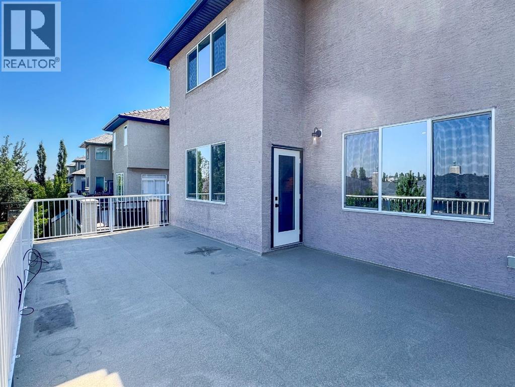 54 Royal Ridge Mount Nw Property Photo 36