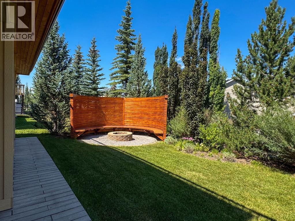 54 Royal Ridge Mount Nw Property Photo 37