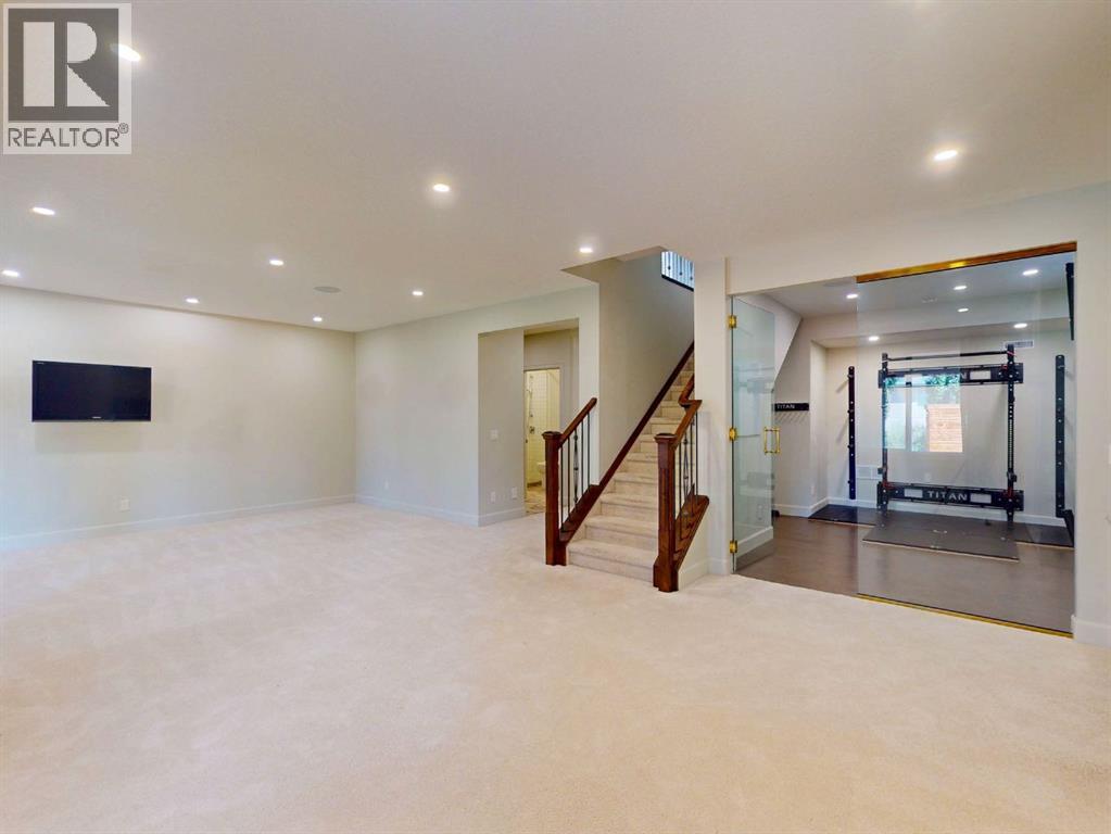 54 Royal Ridge Mount Nw Property Photo 45