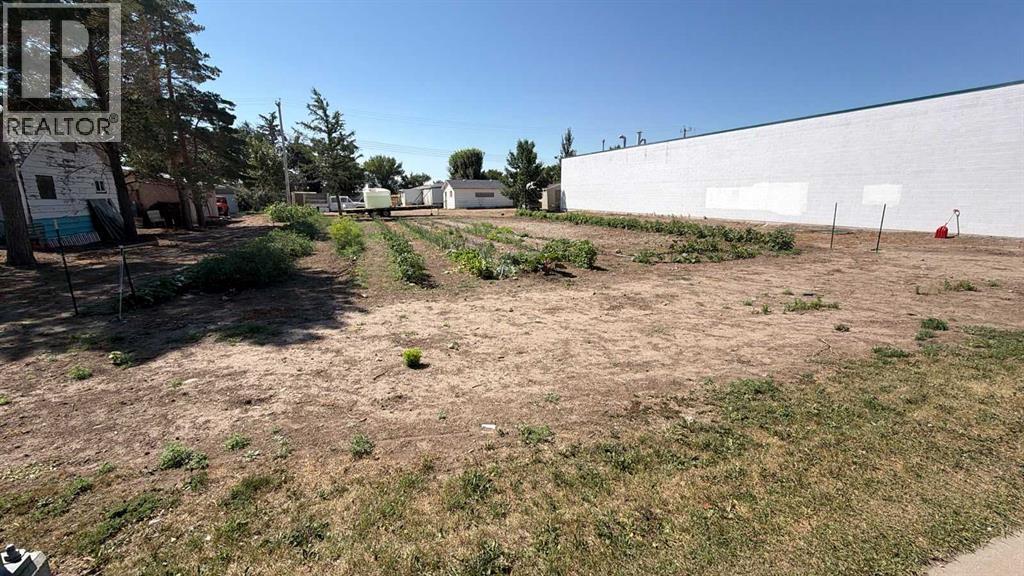 319 2 Avenue N Property Photo 2
