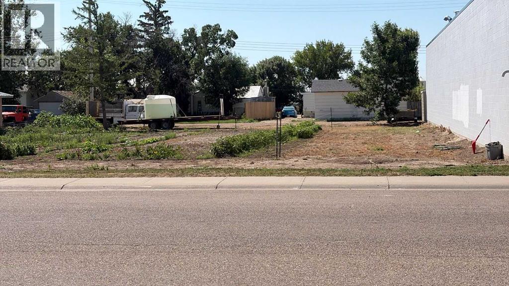 319 2 Avenue N Property Photo 4