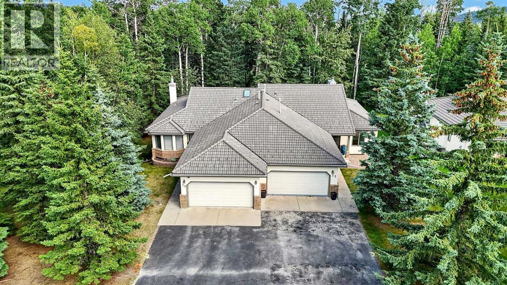 12 Sunset Way Property Photo 1