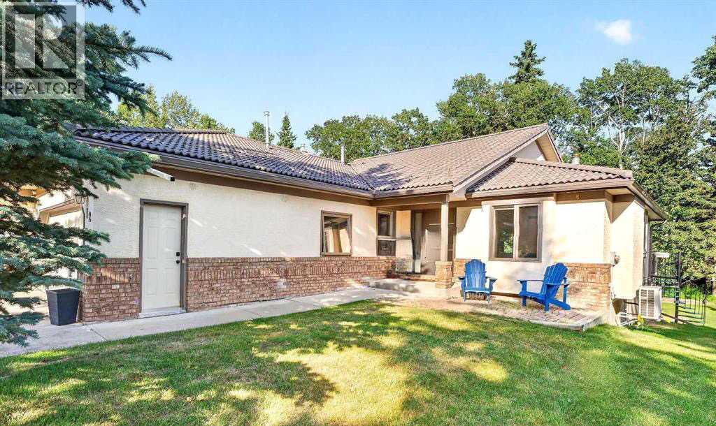 12 Sunset Way Property Photo 1