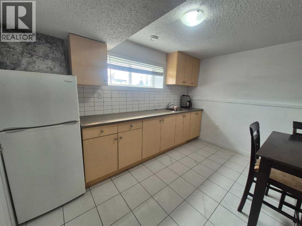 4848 49 Avenue Property Photo 11