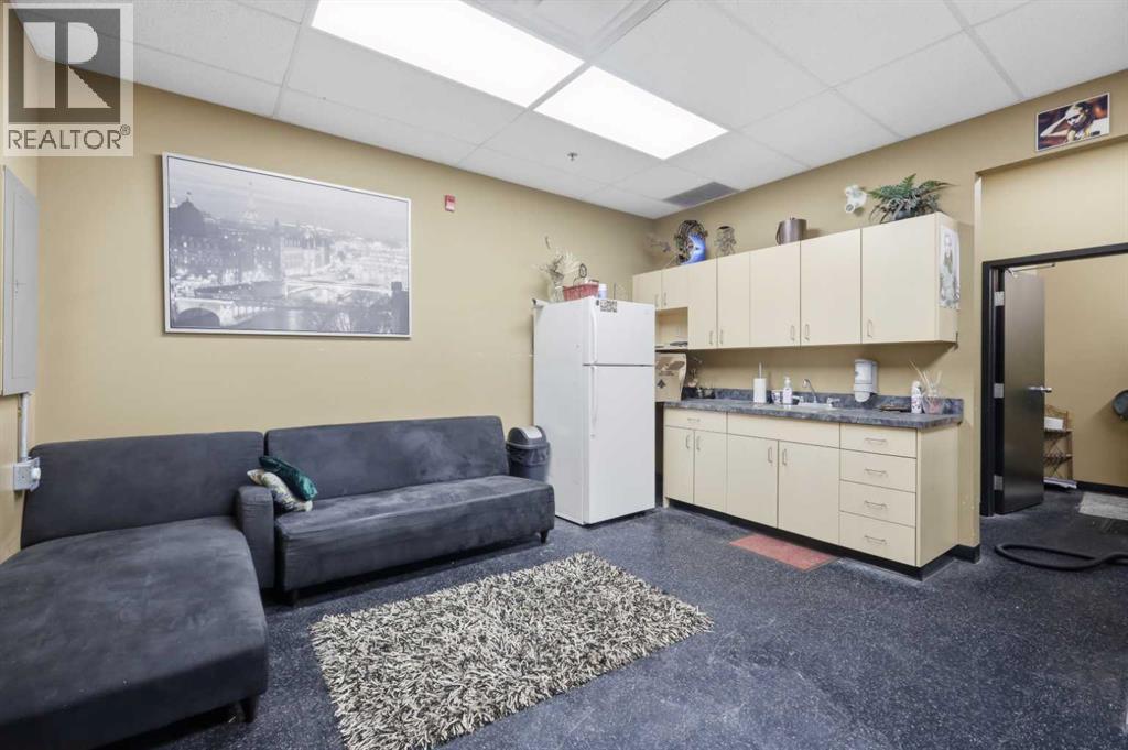 9 Beju Ind Drive Property Photo 15