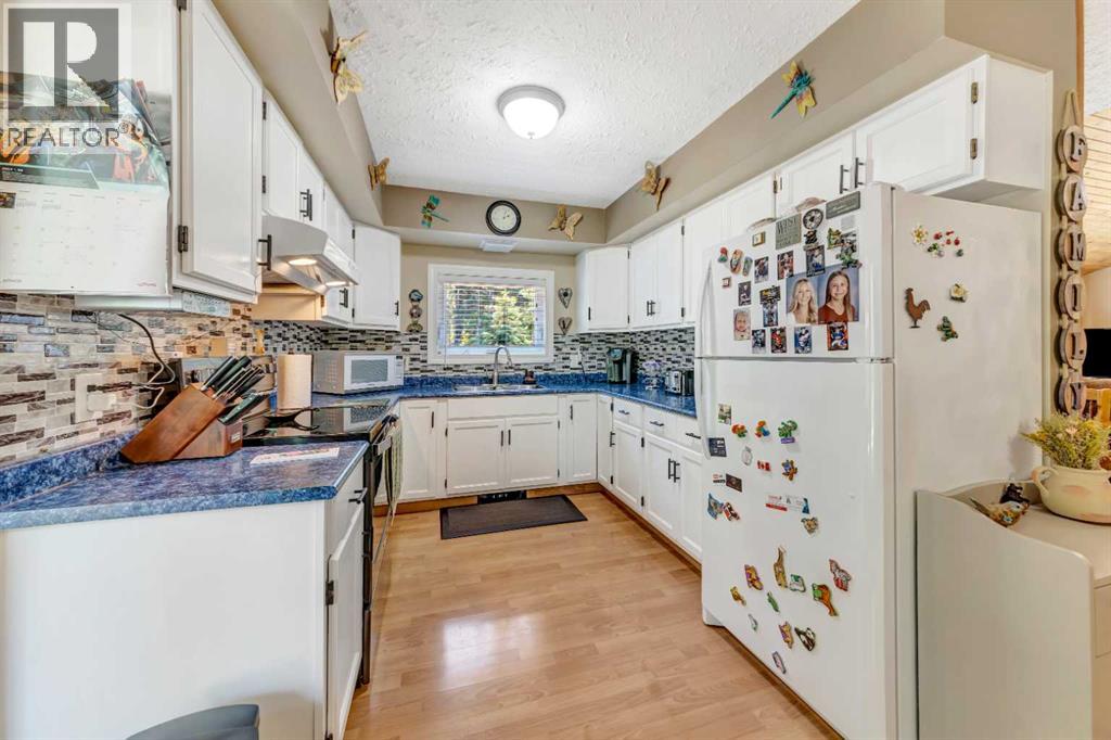 525 + 521 Graeme Road Property Photo 19