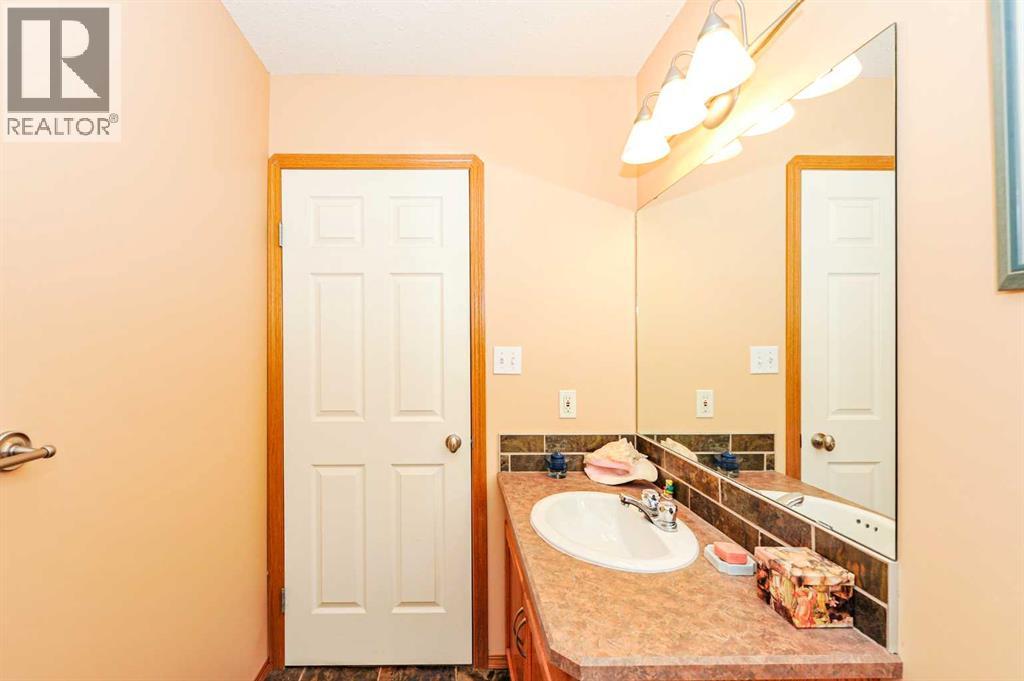 4009 69a Street Close Property Photo 22