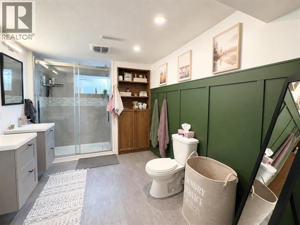124 4 Avenue Property Photo 14