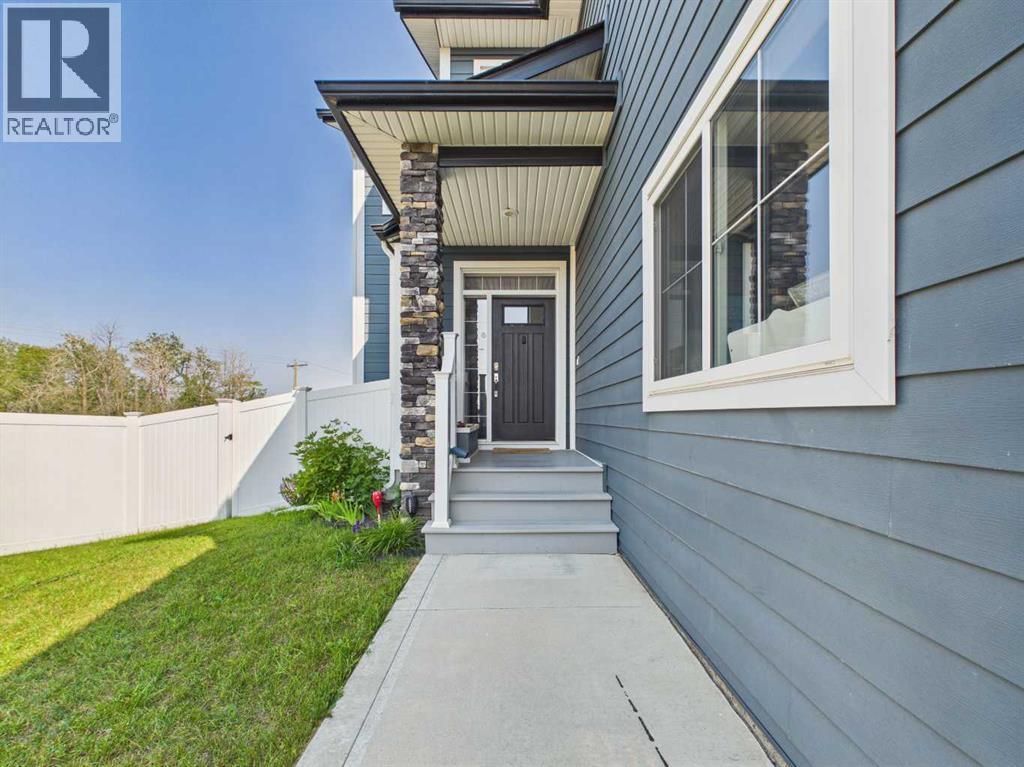 45 Alderwood Close Property Photo 2