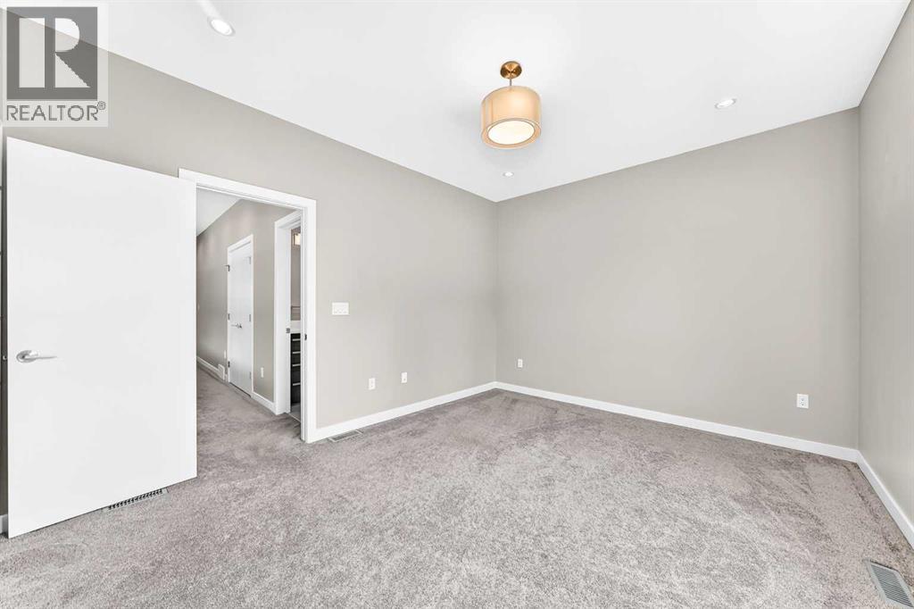 1317 20 Avenue Nw Property Photo 30