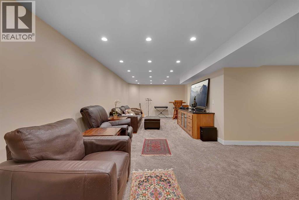 80 Edforth Way Nw Property Photo 24