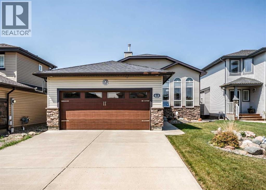414 Gateway Crescent S Photo de la propriété 1