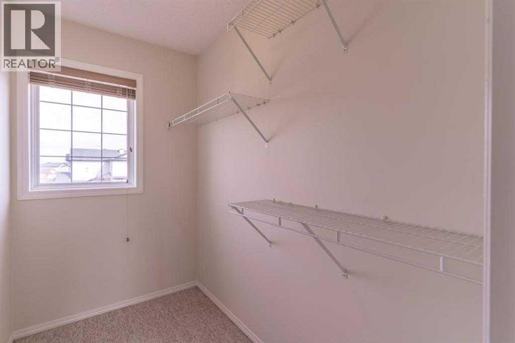 57 Royal Birch Crescent Nw Property Photo 15