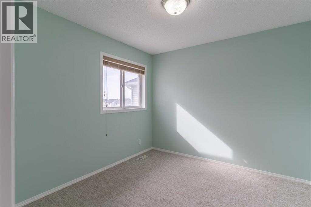 57 Royal Birch Crescent Nw Property Photo 17