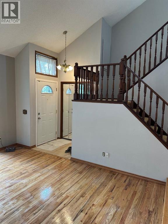 7826 Ranchview Drive Nw Property Photo 2