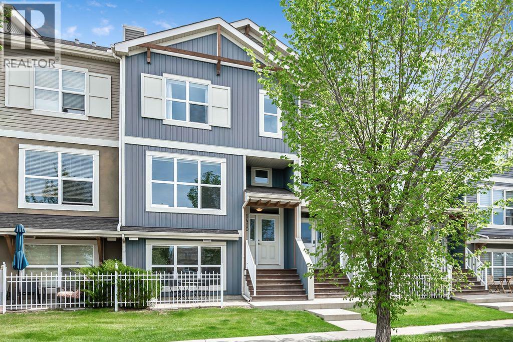10 Auburn Bay Avenue Southeast