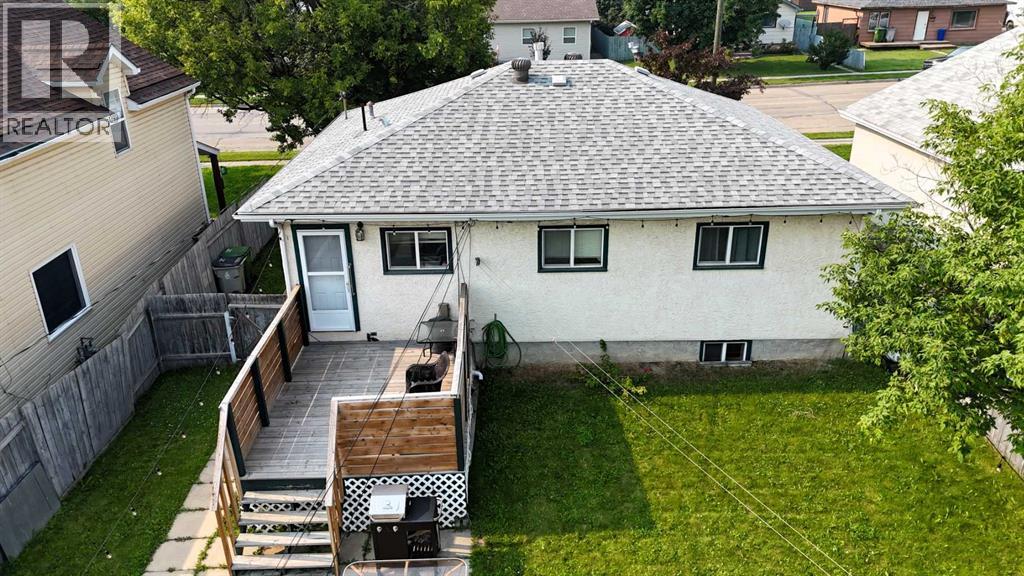 5127 6 Avenue Property Photo 4
