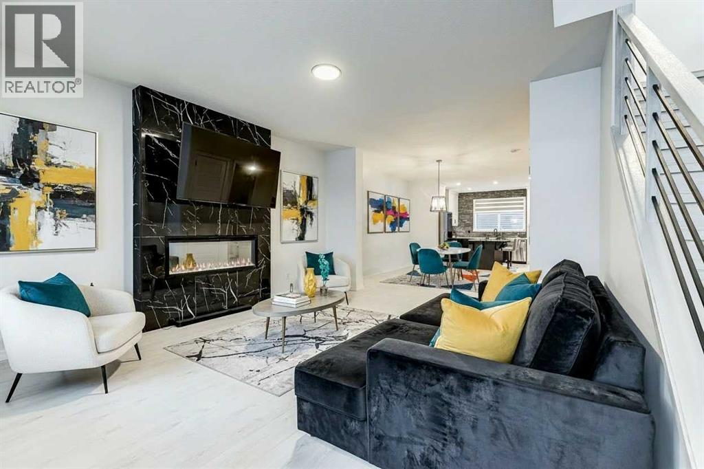 184 Rowmont Boulevard Nw Property Photo 4