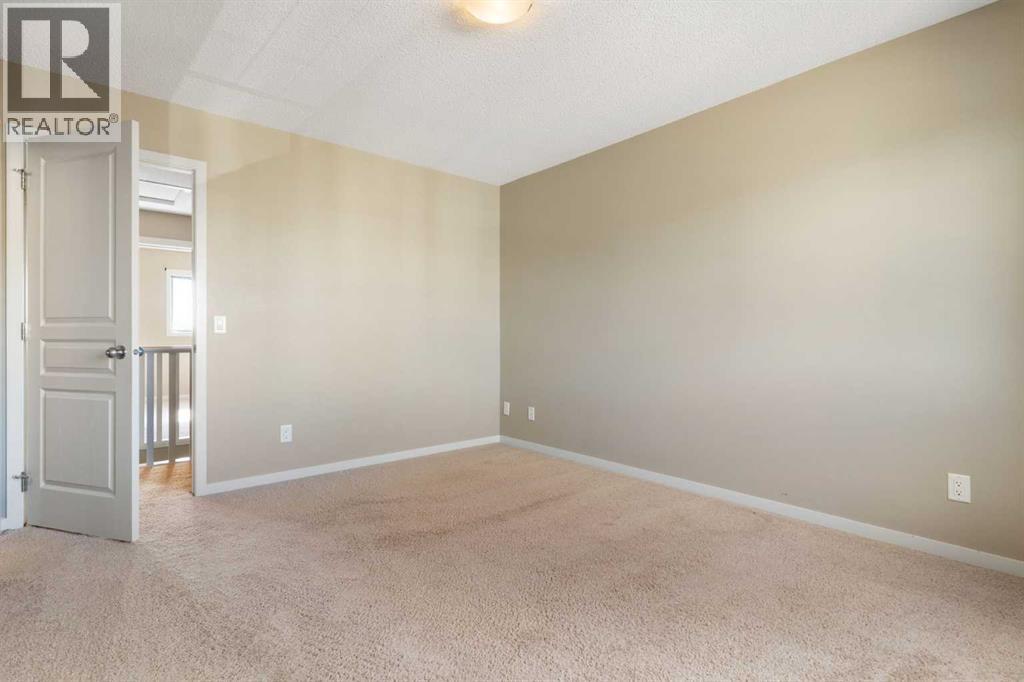 638 River Heights Crescent Property Photo 32