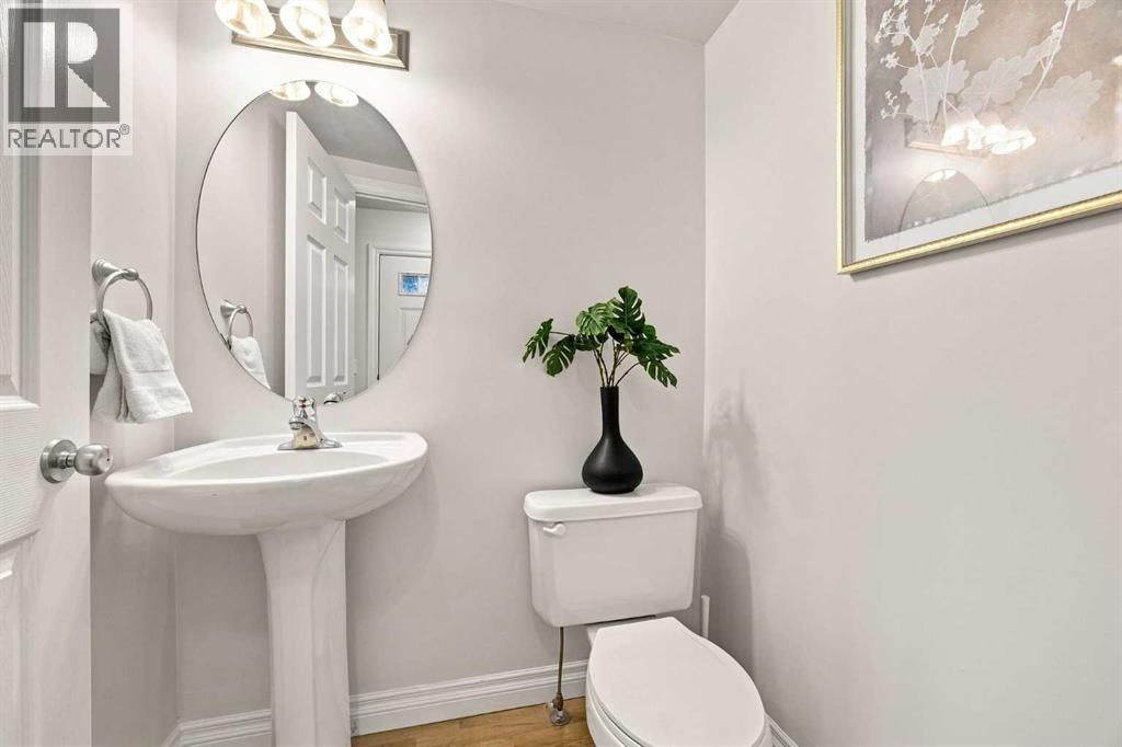 172 Somme Manor Sw Property Photo 5