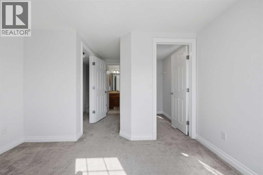 172 Somme Manor Sw Property Photo 21