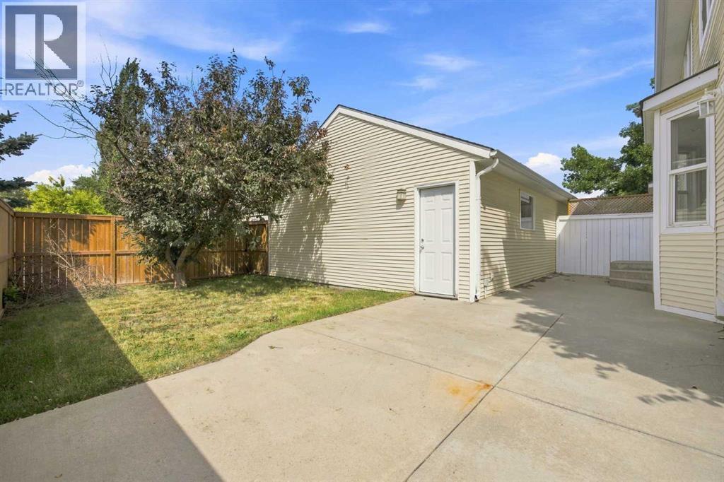 172 Somme Manor Sw Property Photo 34