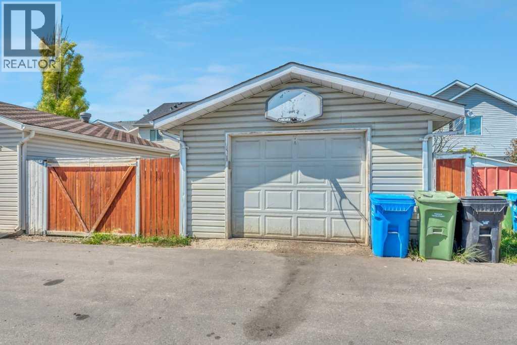 118 Tarington Close Ne Property Photo 10