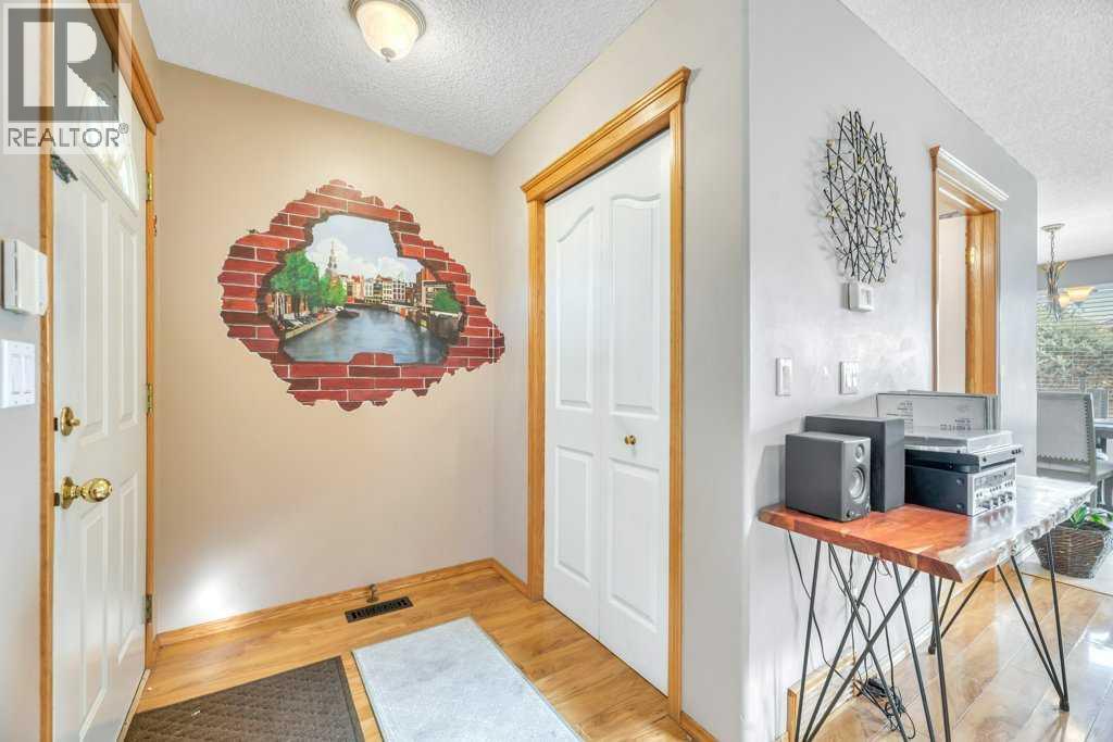 118 Tarington Close Ne Property Photo 16