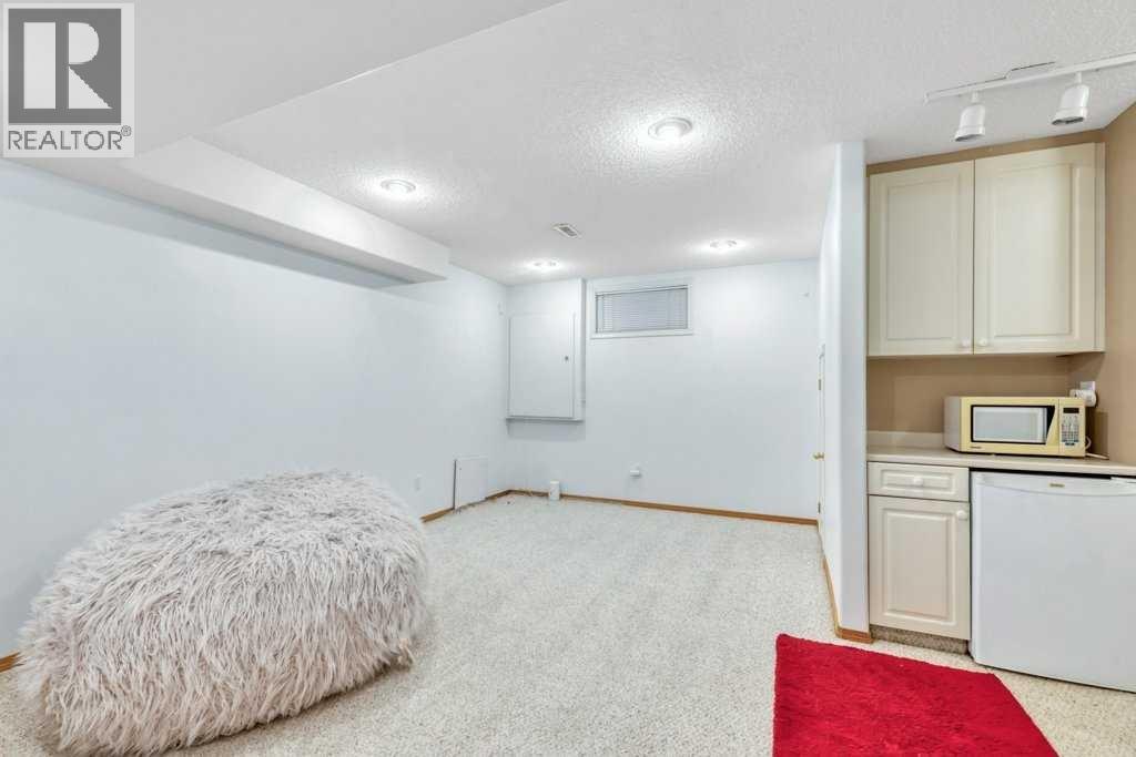 118 Tarington Close Ne Property Photo 35
