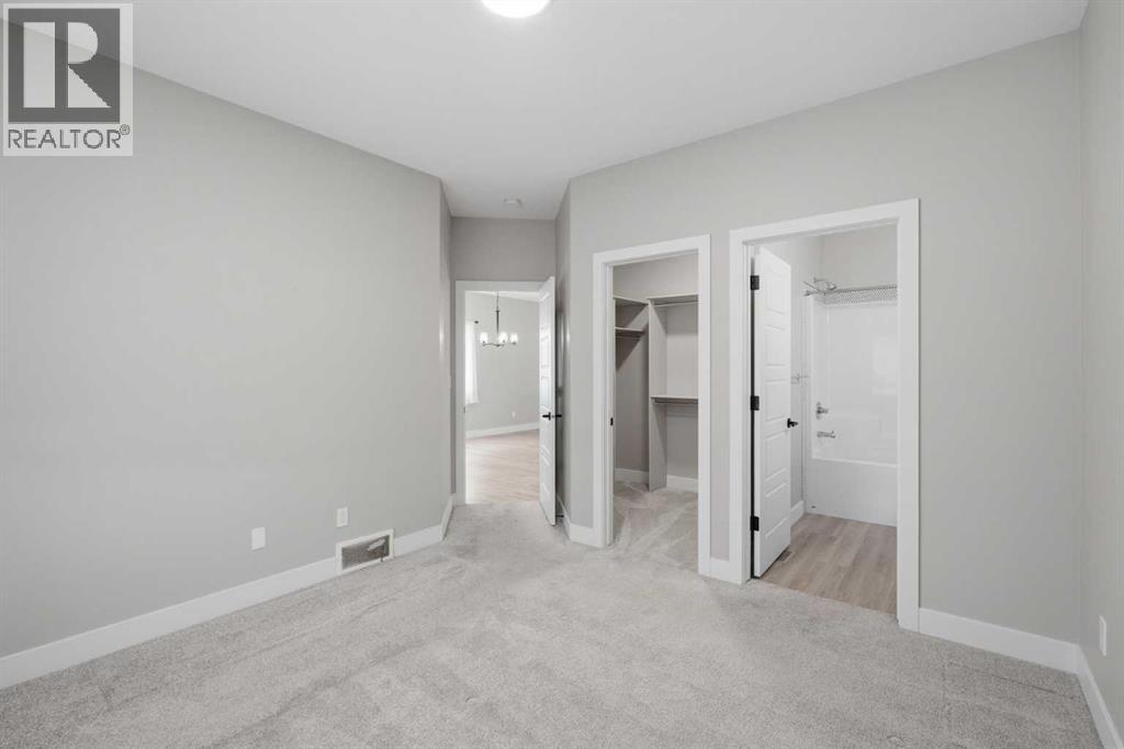11 Ian Way Property Photo 19