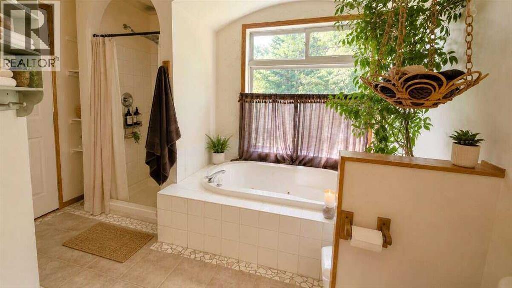 37411 Waskasoo Avenue Property Photo 8