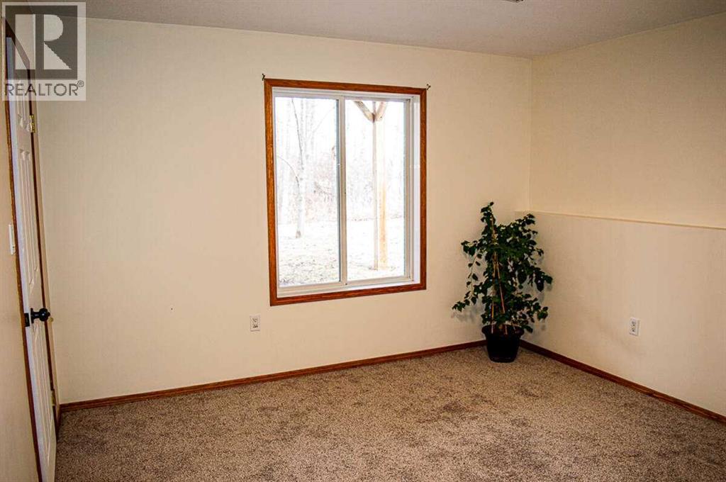 37411 Waskasoo Avenue Property Photo 17