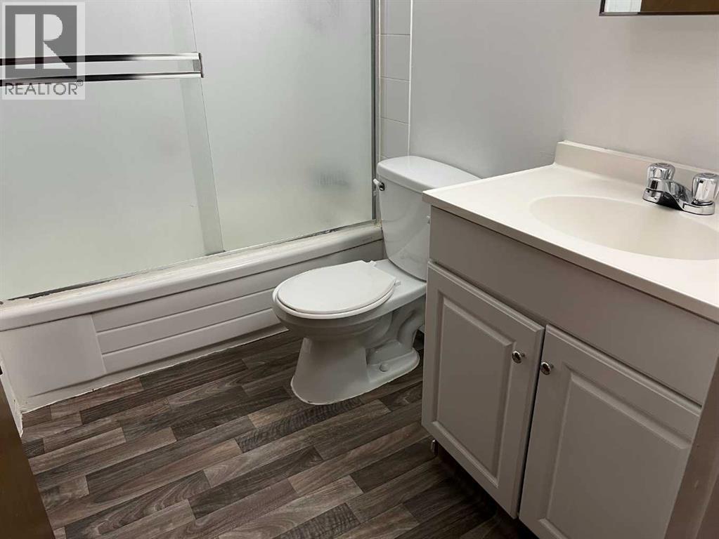 179 Falshire Drive Ne Property Photo 4