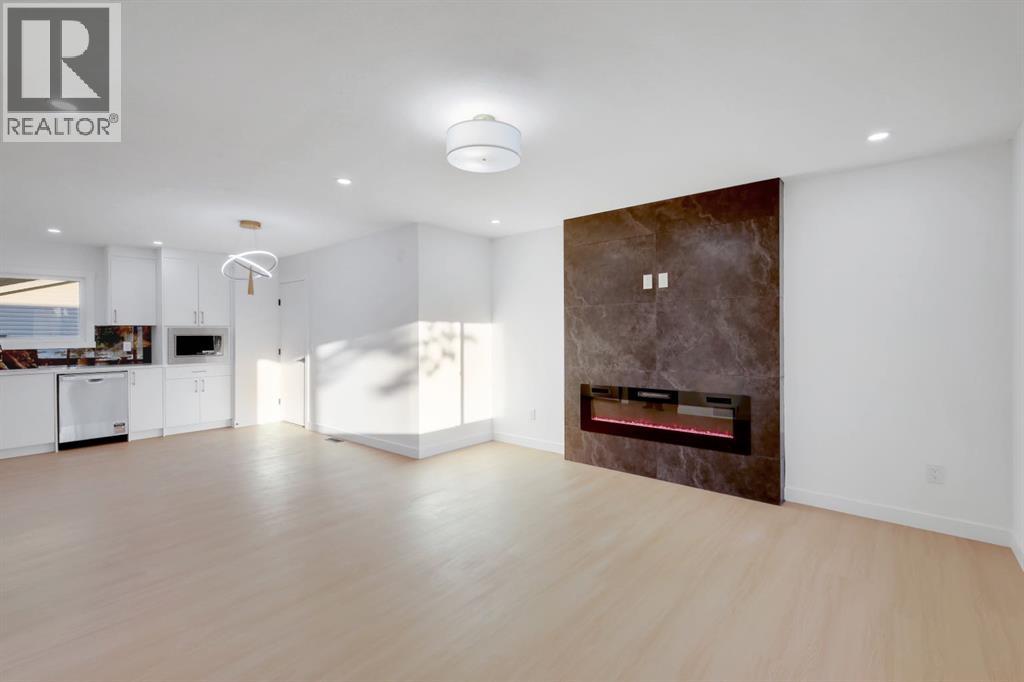 1174 Abbeydale Drive Ne Property Photo 7