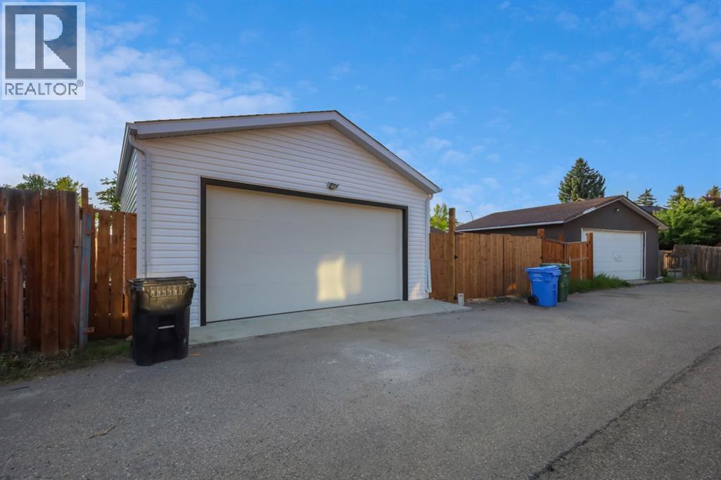 1174 Abbeydale Drive Ne Property Photo 28