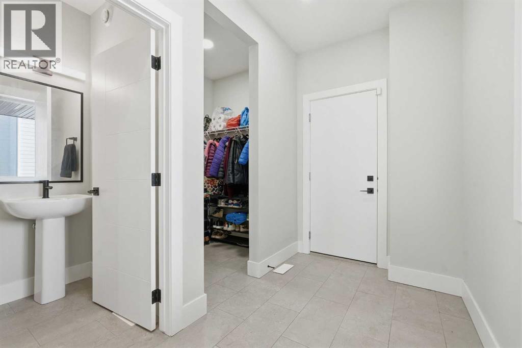 74 Alpine Gardens Sw Property Photo 18