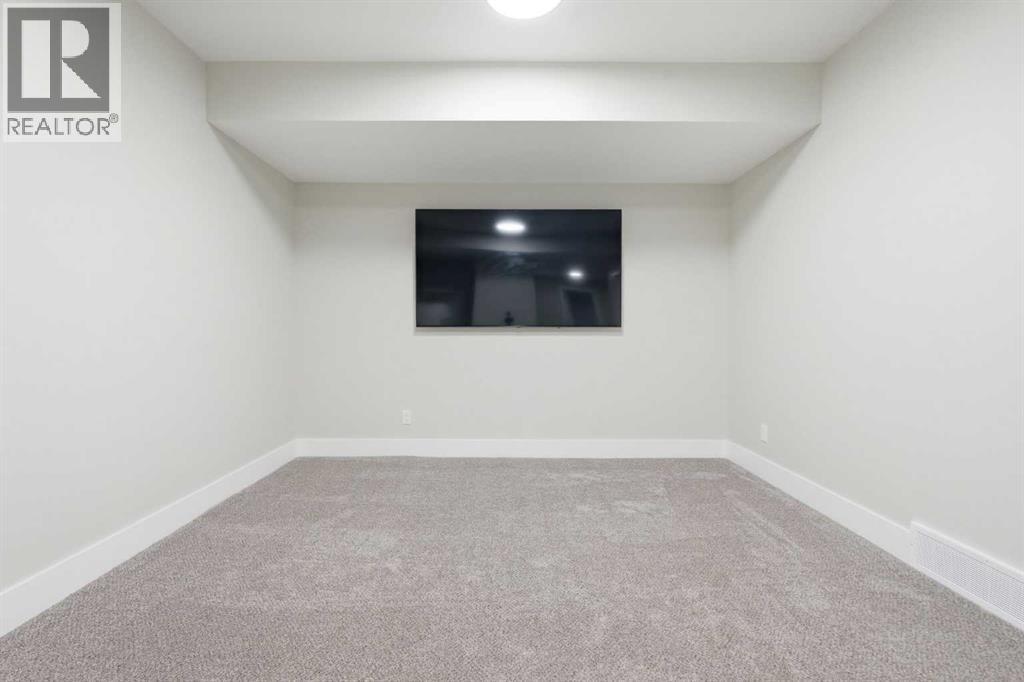 74 Alpine Gardens Sw Property Photo 40