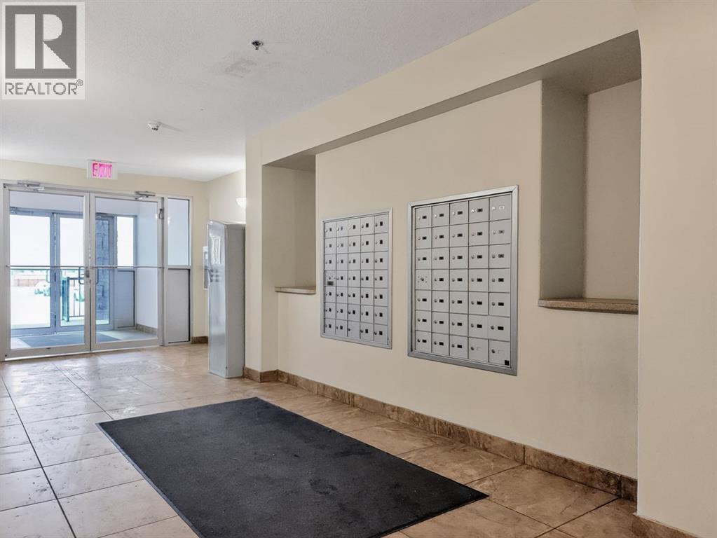9810 96 Street Property Photo 2