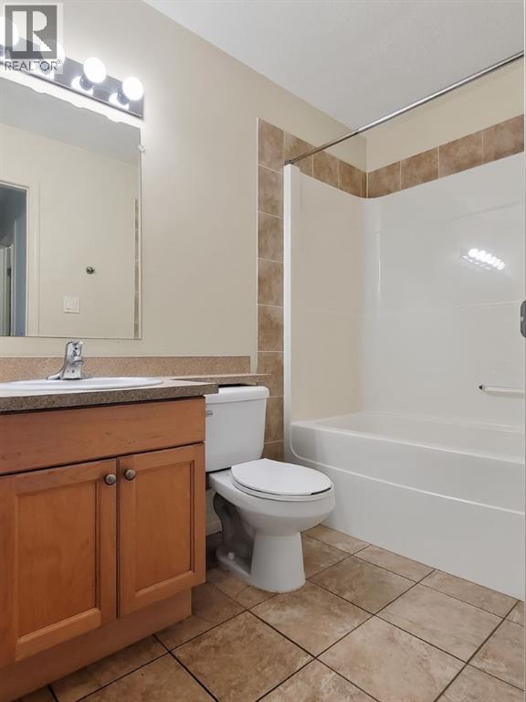 9810 96 Street Property Photo 15