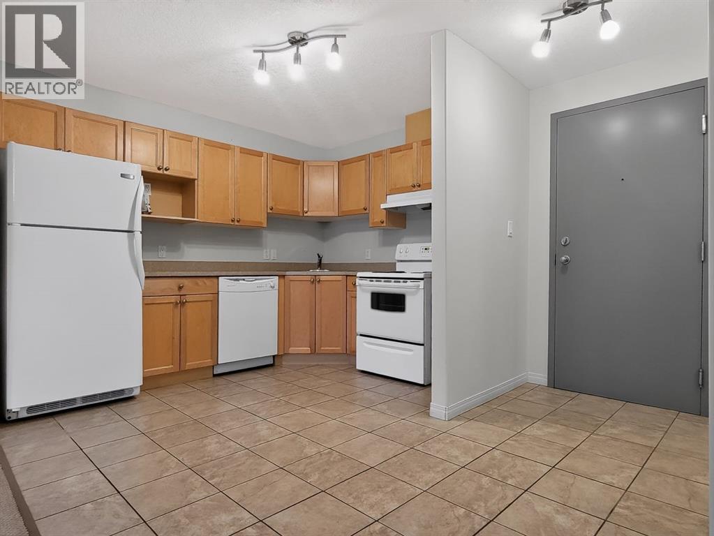9810 96 Street Property Photo 17