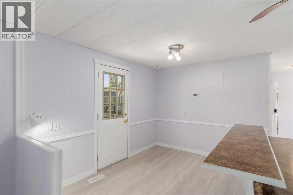 34 Burroughs Place Ne Property Photo 5