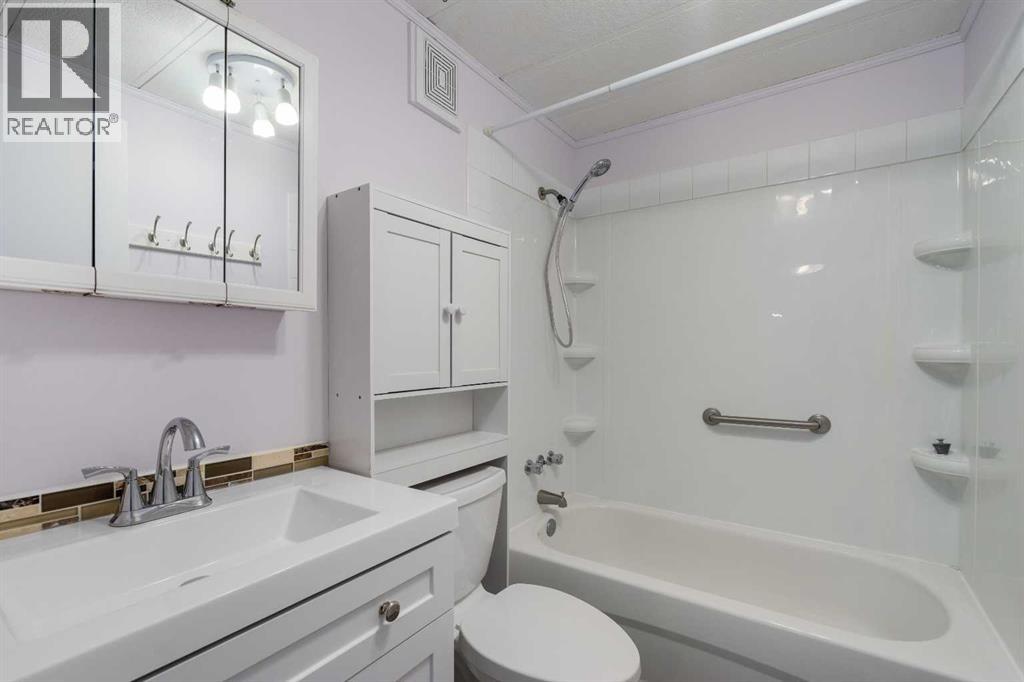 34 Burroughs Place Ne Property Photo 16