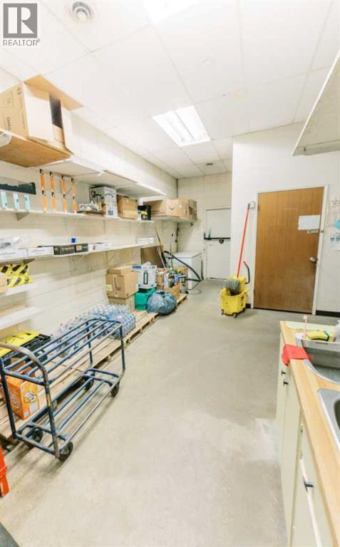 4411 59 Street Property Photo 14