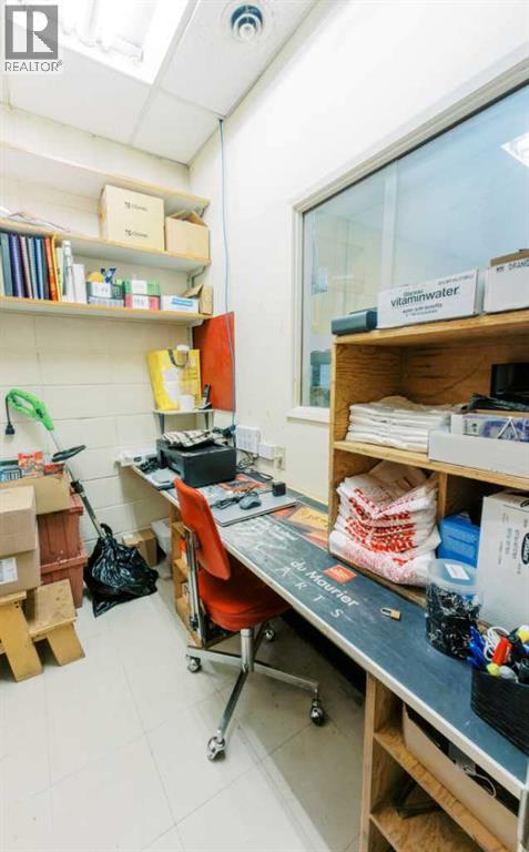 4411 59 Street Property Photo 16